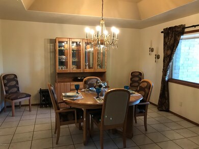 1.3 Dining1