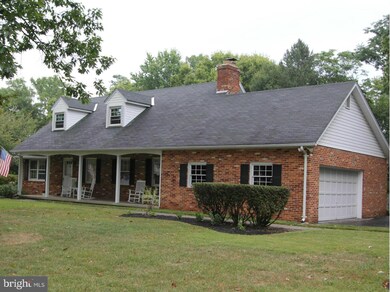 7919 Runnymeade Dr, Frederick, MD 21702 - photo 2