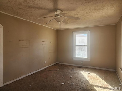 1116 N 5th St, Vandalia, IL 62471 - photo 6