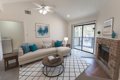 421 W San Antonio St unit I-3, San Marcos, TX 78666 - photo 6