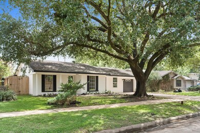 5911 Black Maple Ln, Houston, TX 77088 - photo 5