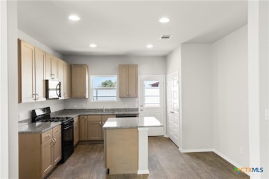 17_Kitchen2