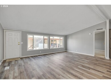 15217 SE Louise Ln, Clackamas, OR 97015 - photo 3