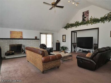 2 Plantation Dr, Cumberland, RI 02864 - photo 3