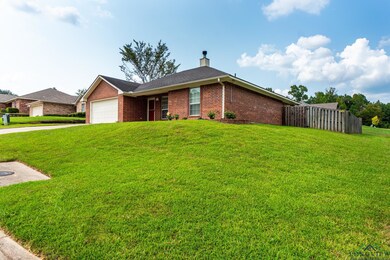 1717 Emily Ln, Kilgore, TX 75662 - photo 4
