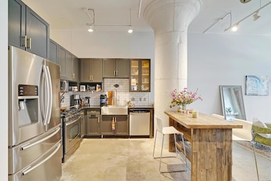 250 Park Ave unit 305, Minneapolis, MN 55415 - photo 7