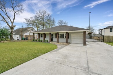 801 W 30th St, Houston, TX 77018 - photo 2