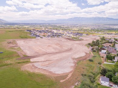 1124 E 200 N unit 38, Hyde Park, UT 84318 - photo 4