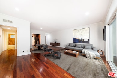 1228 N La Cienega Blvd unit 102, West Hollywood, CA 90069 - photo 6