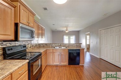 Kitchen - Raised bar
