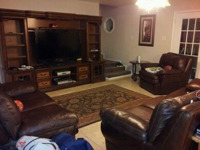 2217 E Montgomery St, Laredo, TX 78043 - photo 6