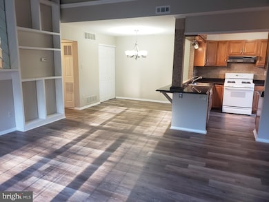 726 Sedgewick Ct unit 726, Sewell, NJ 08080 - photo 6