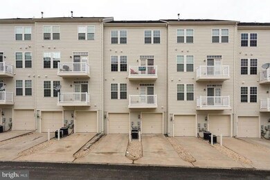 2523 Eastbourne Dr unit 248, Woodbridge, VA 22191 - photo 3