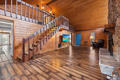 04-Family Room