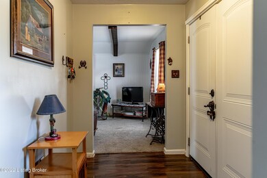 101 Maple St, Campbellsburg, KY 40011 - photo 6