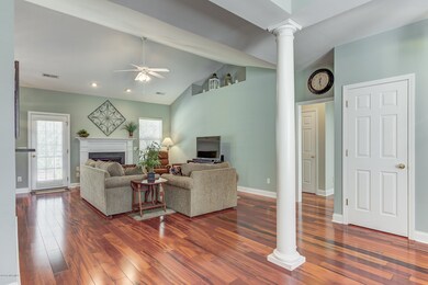 5813 Rowsgate-12