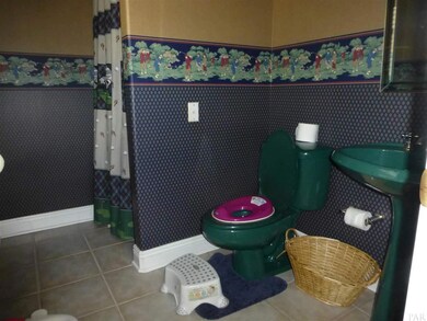 10304 Nightwind Cir, Cantonment, FL 32533 - photo 5