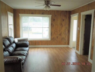 2008 Eberlein Ave, Klamath Falls, OR 97601 - photo 5