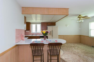Eat in kitchen