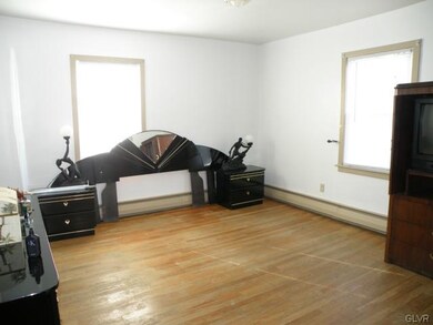 1301 S Gilmore St, Allentown, PA 18103 - photo 7