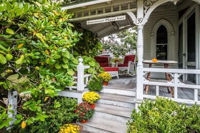 39 Pequot Ave, Oak Bluffs, MA 02568 - photo 2