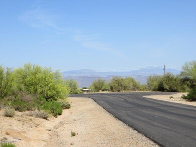 Lot located on quiet Cul-de-sac