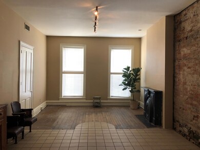 411 W Broadway St, Frankfort, KY 40601 - photo 4