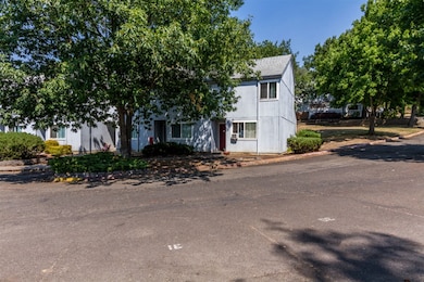 721 SE Meadowlark Ave, Myrtle Creek, OR 97457 - photo 7