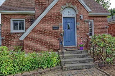 15 Fordham Ct, Albany, NY 12209 - photo 2