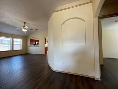 332 Sardius Blvd, Granbury, TX 76049 - photo 2