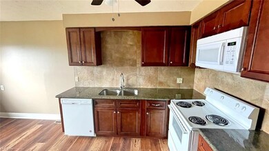large kitchens all new/eat in plenty of space