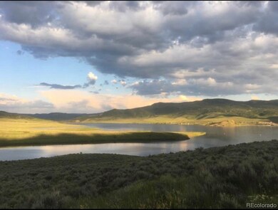 Stagecoach Reservoir in the stillness of the morni