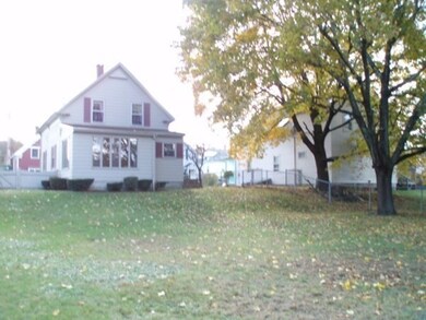 61 Hutchinson St, Franklin, MA 02038 - photo 4