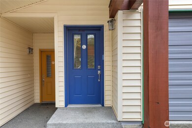 7410 Newcastle Golf Club Rd unit G, Newcastle, WA 98059 - photo 2