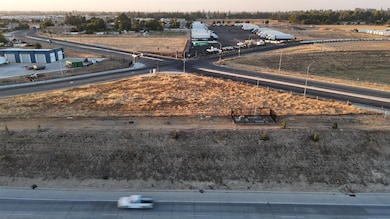 0 W Dan Ronquillo Dr S Roeding D unit 636403, Fresno, CA 93706 - photo 7