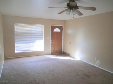 LARGE LIVING ROOM