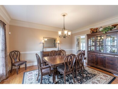 1042 Kristin Ct, Batavia, IL 60510 - photo 4