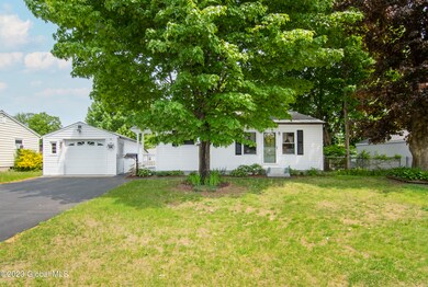 10 Meadow Ln, Ballston Spa, NY 12020 - photo 2