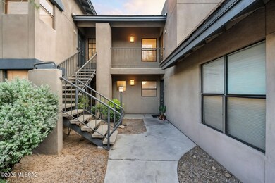 17-web-or-mls-DSC05086_twilight_258f3a0e