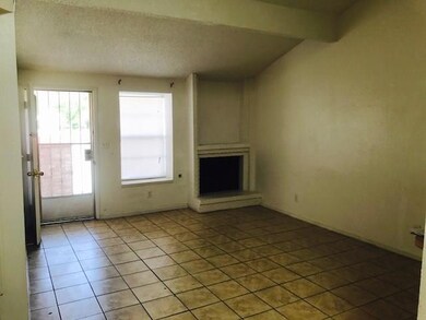 10508 Shannon Place unit D, El Paso, TX 79925 - photo 4