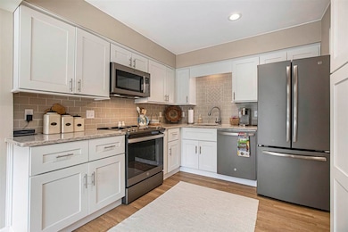 804 Arlington Ave unit 6, Petoskey, MI 49770 - photo 4