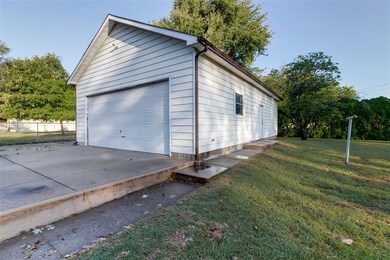 40x23 oversized garage!