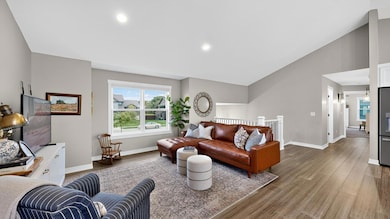 2431 Phoenix Rd SW, Rochester, MN 55902 - photo 6