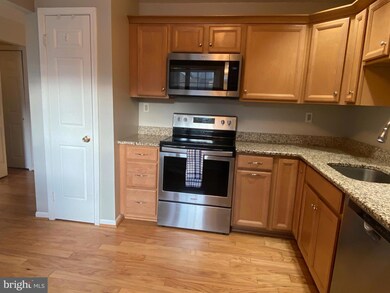 6 Rittenhouse Ct unit 182, Chesterbrook, PA 19087 - photo 4