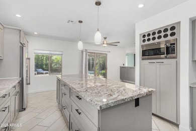 9245 E Laurel Ln, Scottsdale, AZ 85260 - photo 7