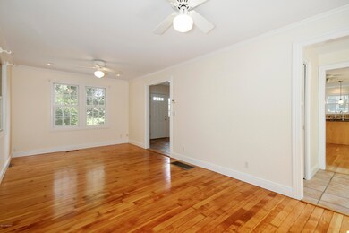 14 Chestnut St, Cos Cob, CT 06807 - photo 4