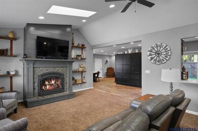 568 Elm St, Lyons, OR 97358 - photo 5