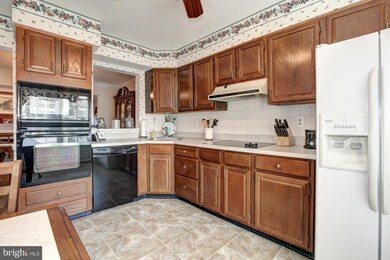 36 Faraday Dr, Lutherville Timonium, MD 21093 - photo 7