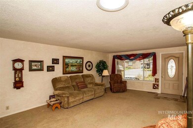 1611 E Lincoln Ave, Nampa, ID 83686 - photo 4