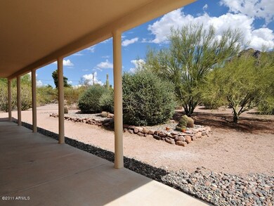 3243 N Val Vista